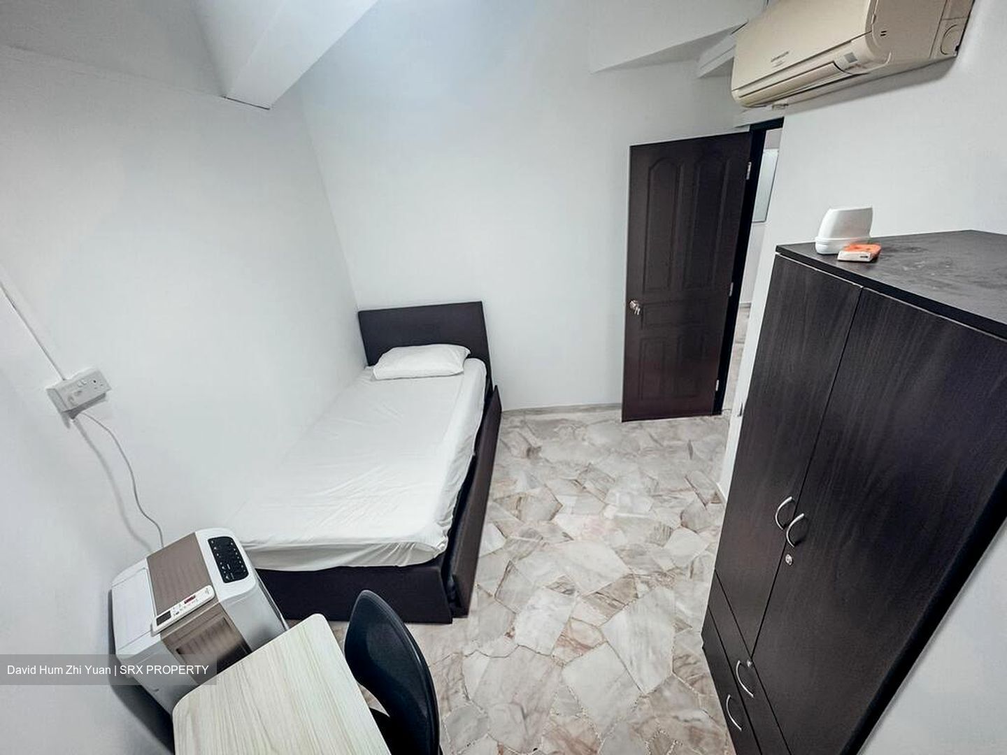 Queensway Tower / Queensway Shopping Centre (D3), Apartment #510827801